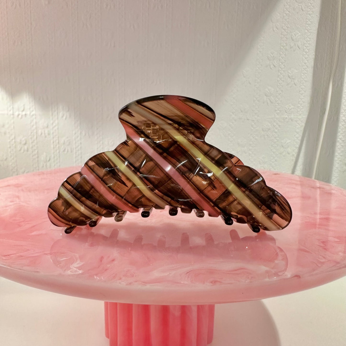 Pink & Brown Stripe Resin Claw clip
