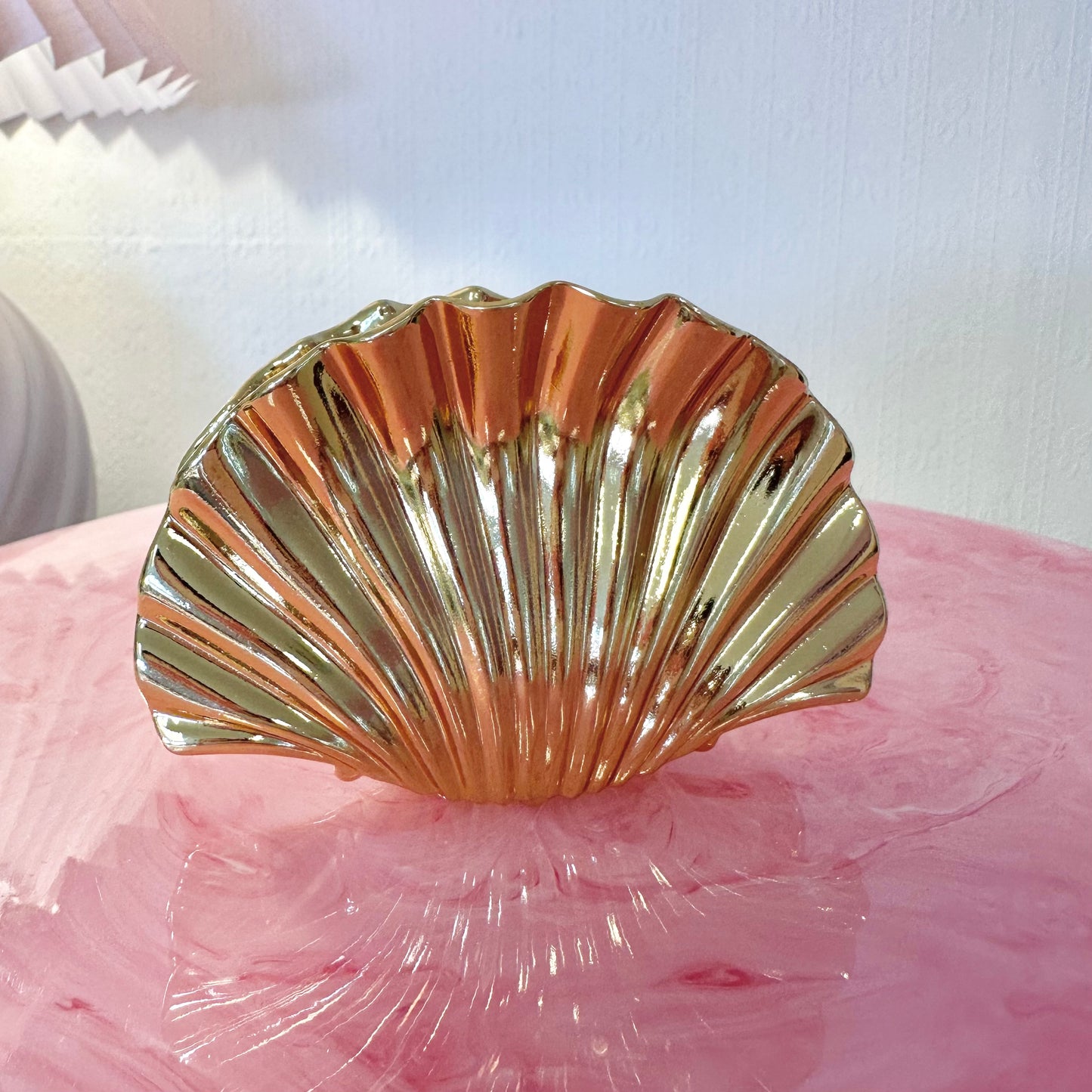 Large Gold Shell Claw Clip