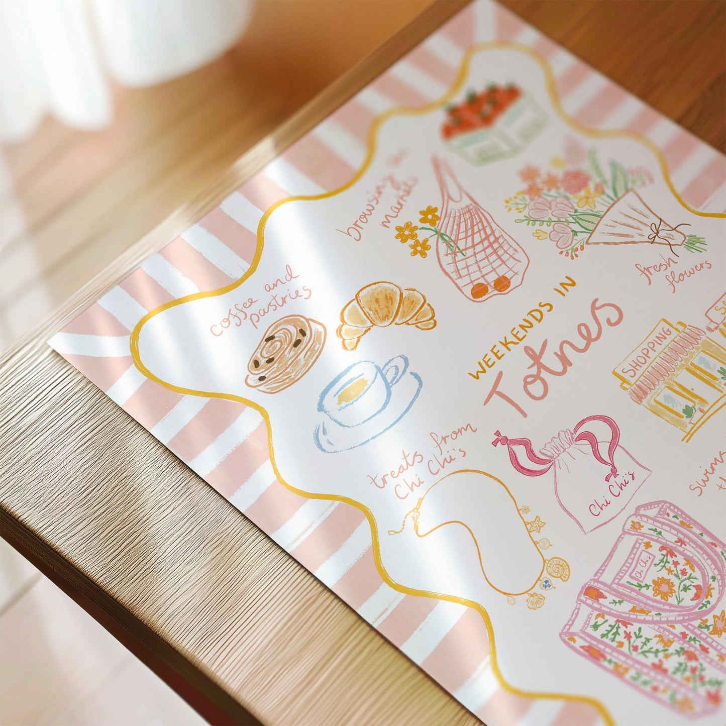 š©· Chi Chis X Clarissa Designs š©·āWeekends In Totnesā A4 Print