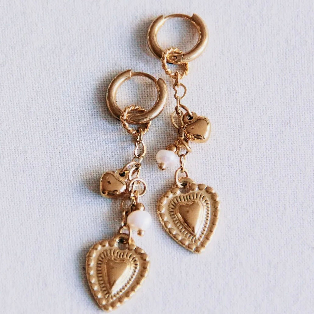 Delicate Chain Heart & Pearl Drop Earrings