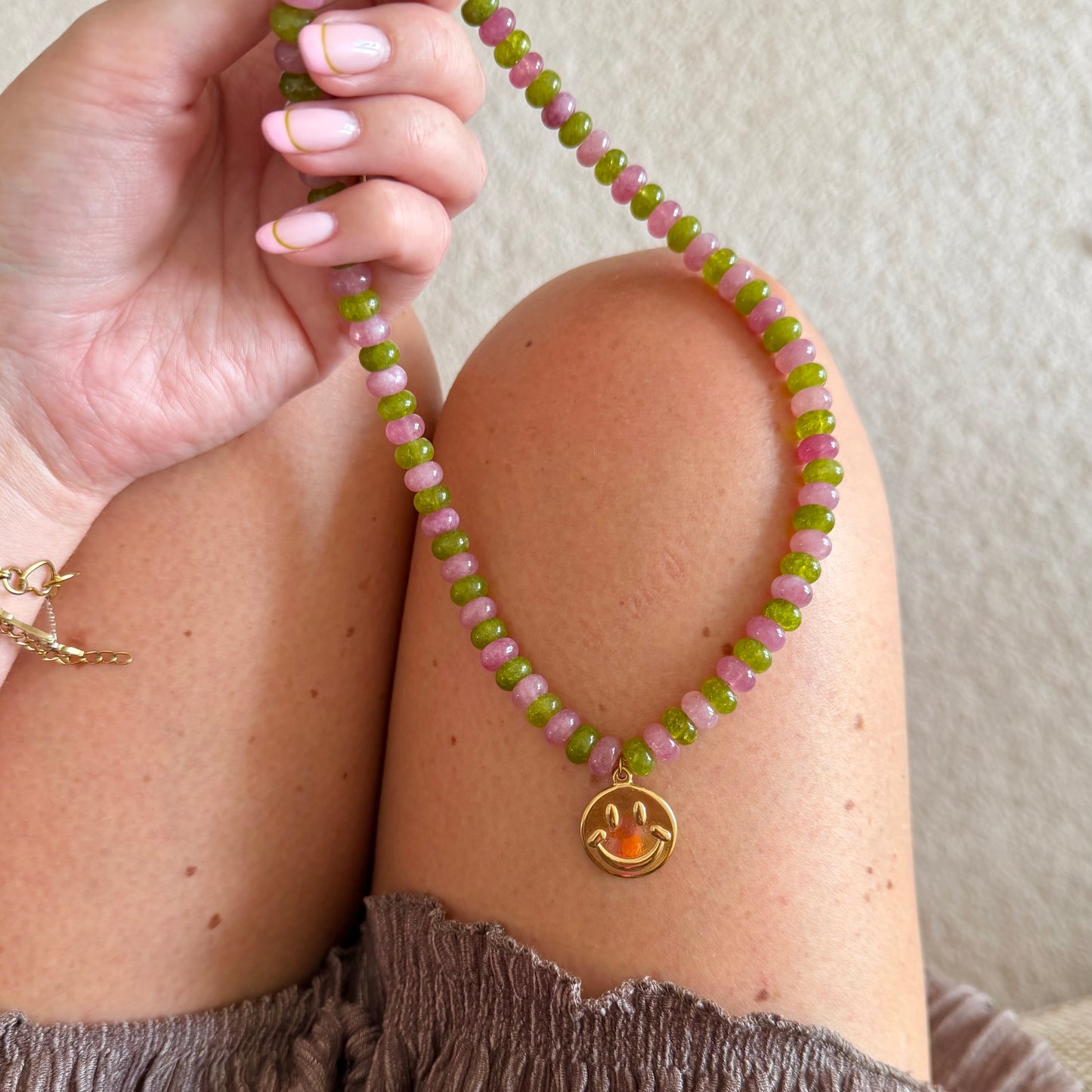 😊 Smiley Face Pink & Green Beaded Necklace