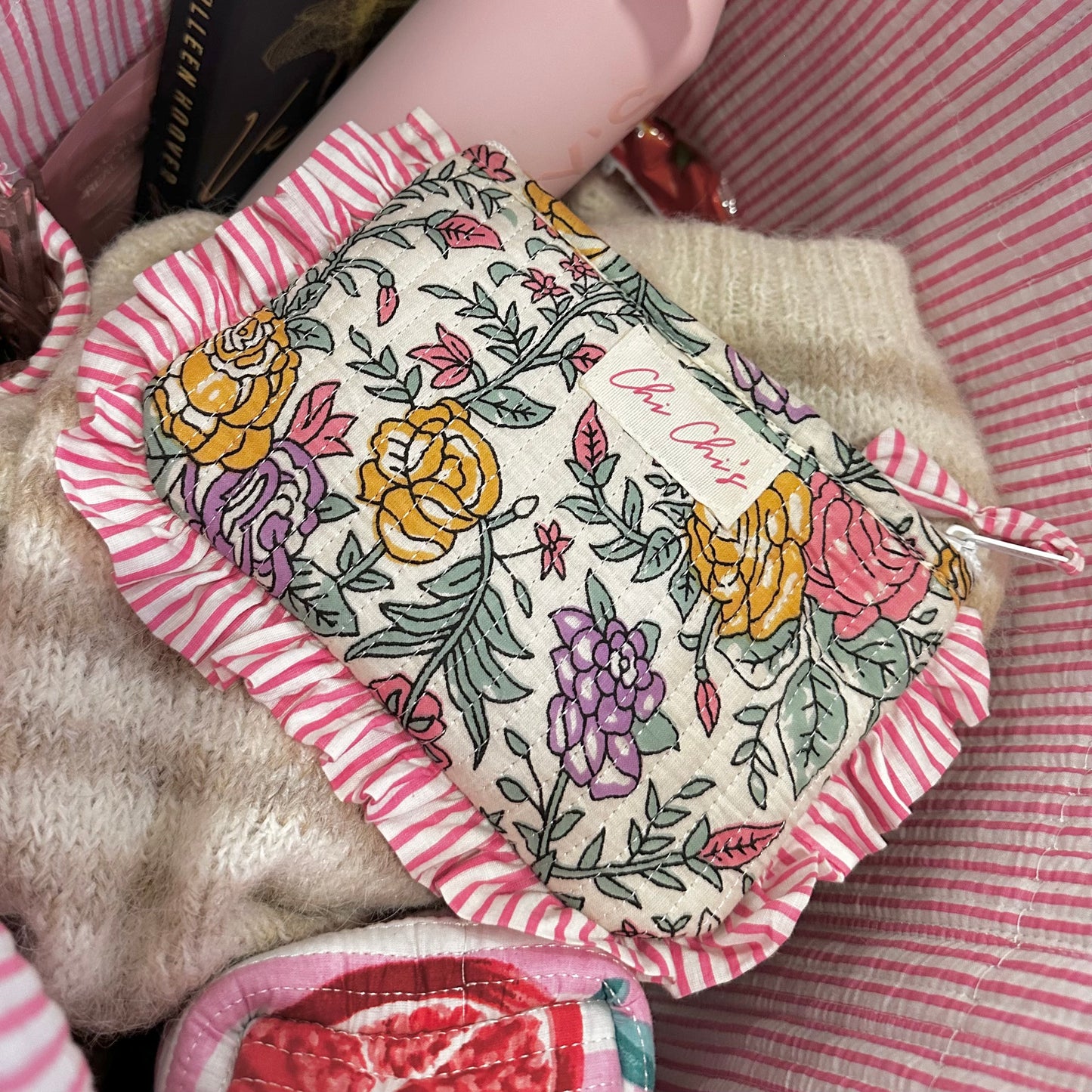 🌸 Floral Print With Frilly Trim Travel Pouch/Purse