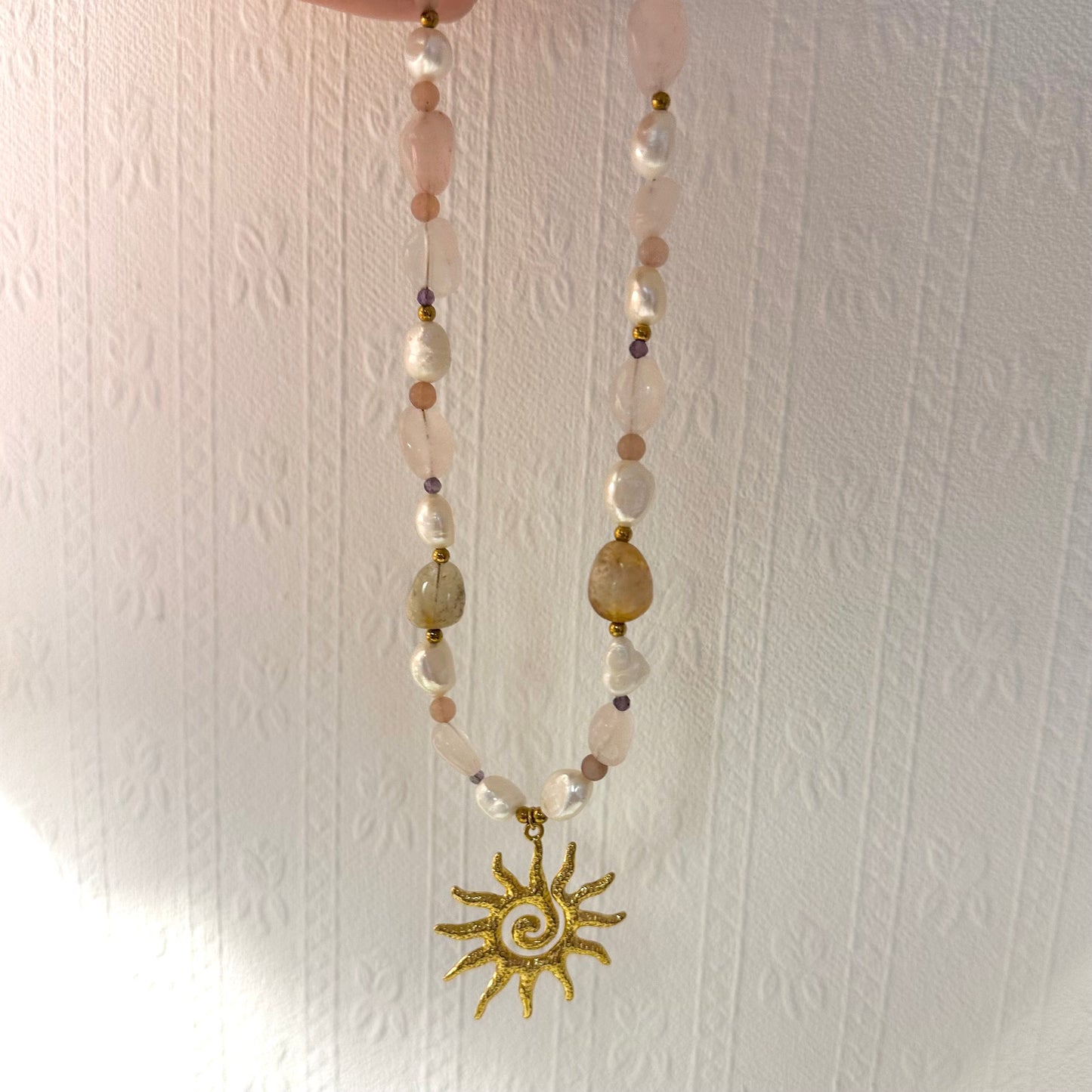 🌞 Sunny Pendant Mixed Beaded Necklace