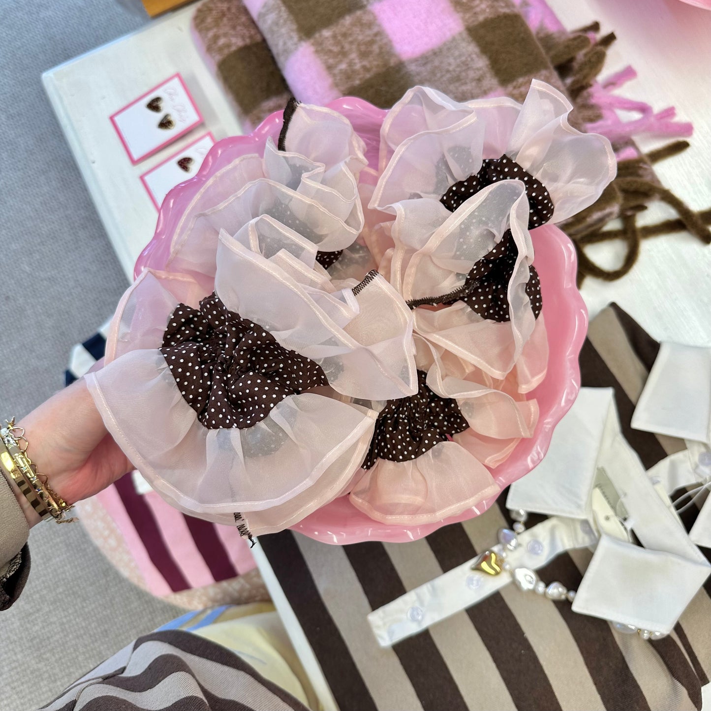🤎NEW🤎 Brown Polka Dot & Pink Frilly Large Scrunchie