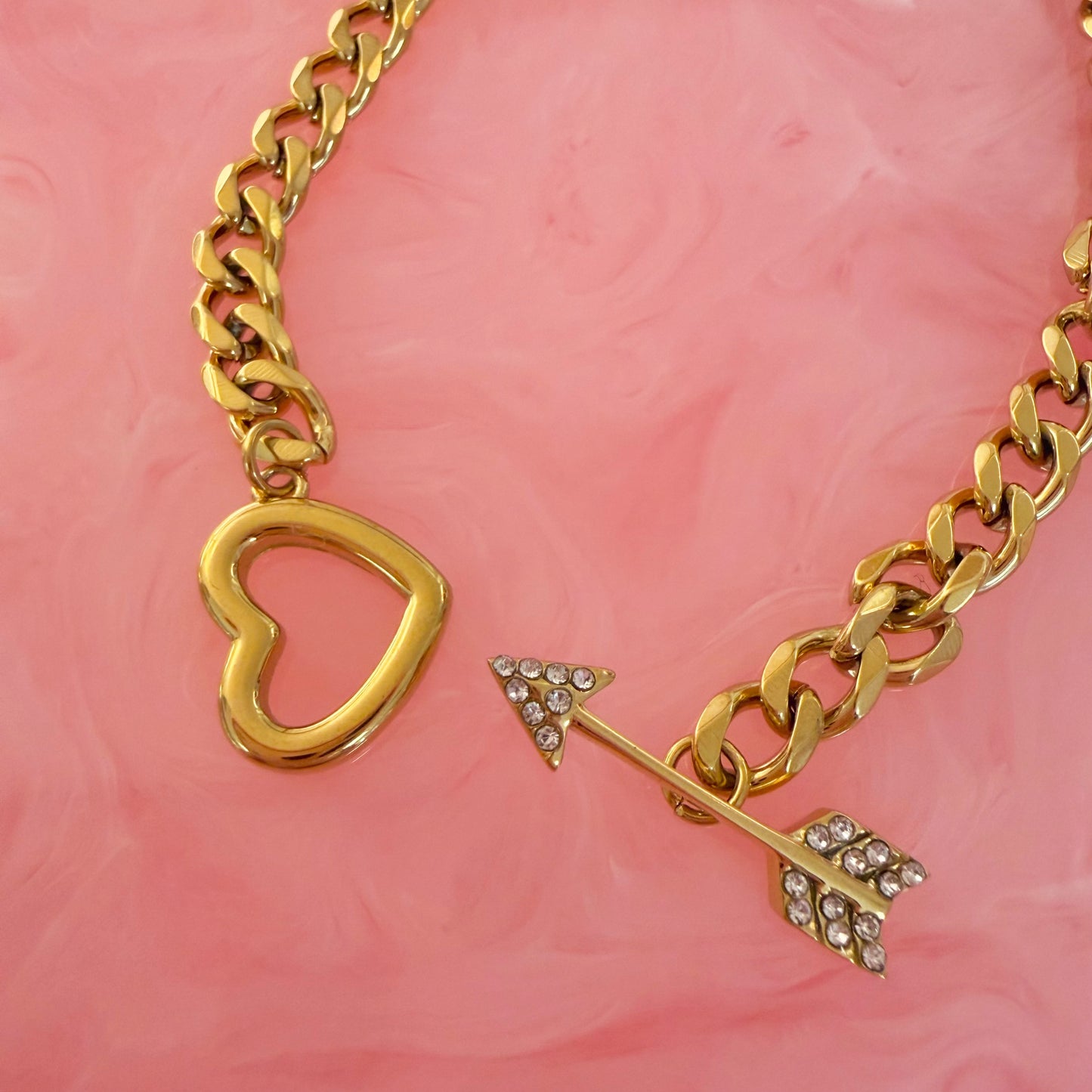 Chunky Chain Sweet Heart Arrow Gold Bracelet