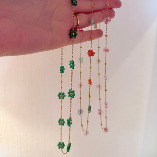 🌸 Limited Edition Multi-Beaded Flower Necklace (3 Colourways)