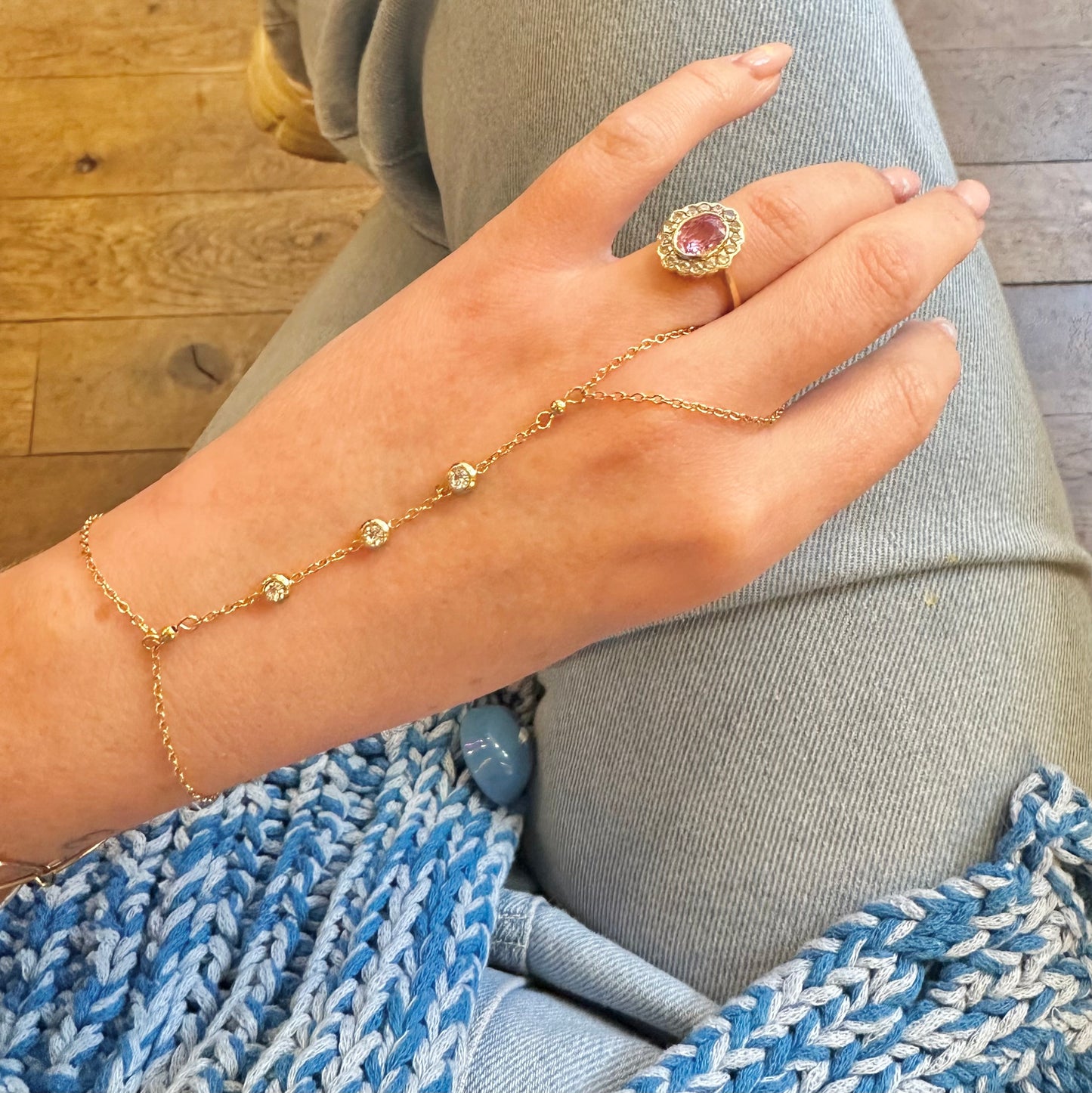 Crystal Hand/Wrist Chain (2 colours)
