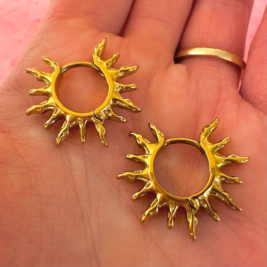Mini Sunshine Shape Hoop Earrings ☀️