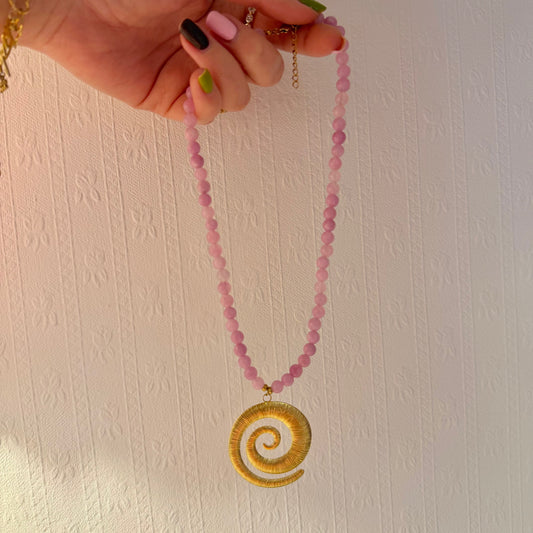 🩷 Blush Pink Beaded Swirl Pendant Necklace (Waterproof)