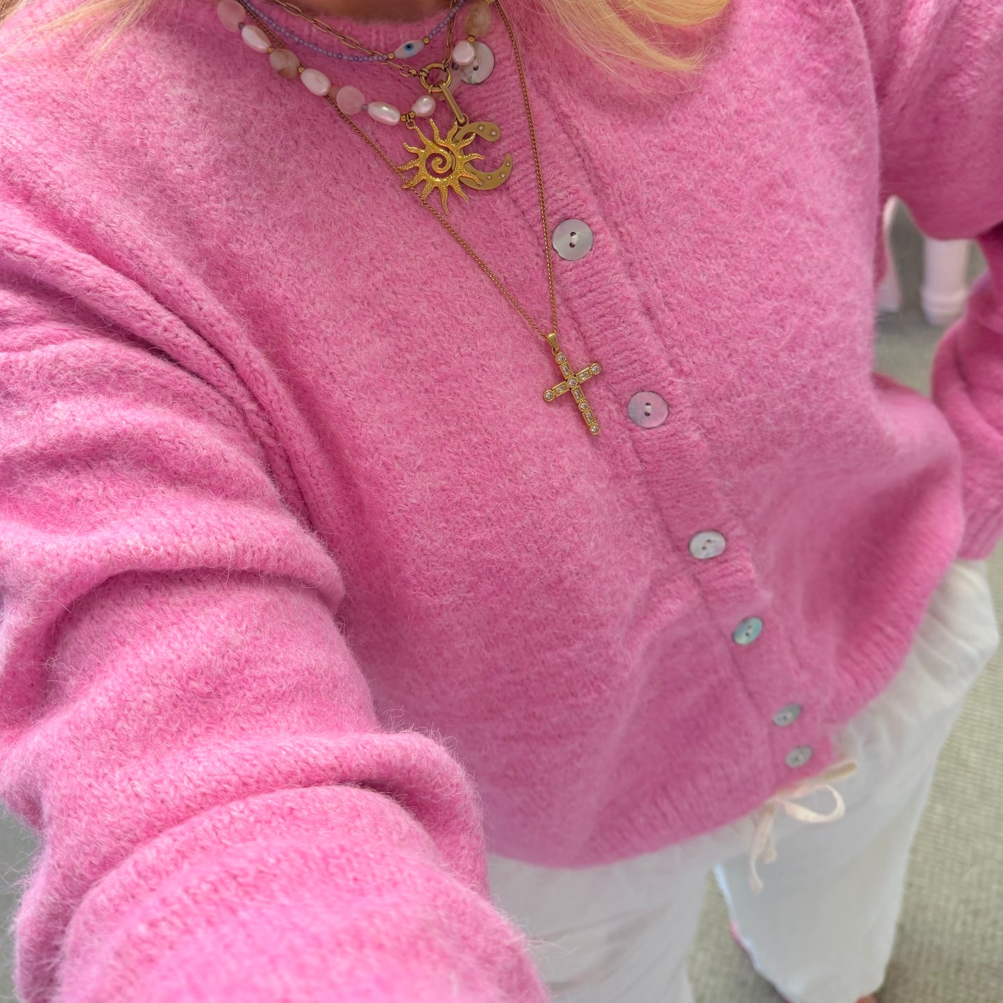 Super Soft Pink Cardigan 🩷
