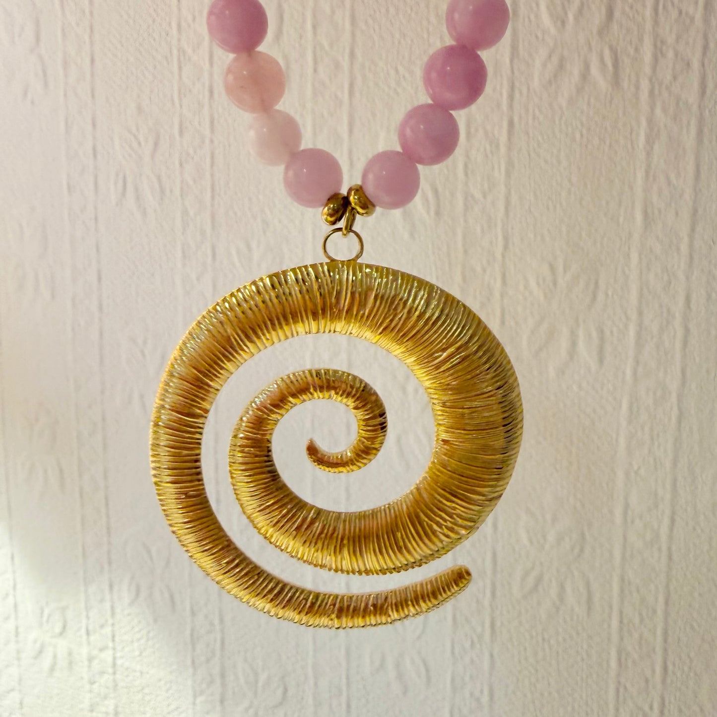 🩷 Blush Pink Beaded Swirl Pendant Necklace (Waterproof)