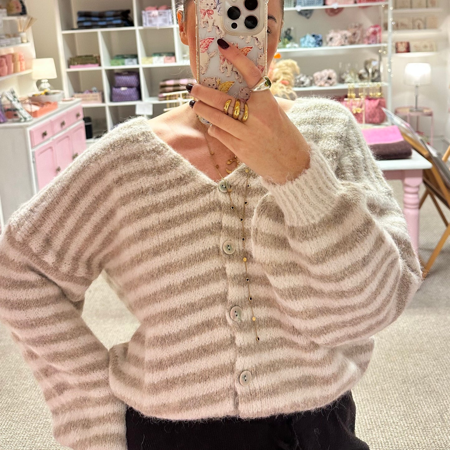 Super Soft Beige & Cream Cardigan (coming back soon) ✨