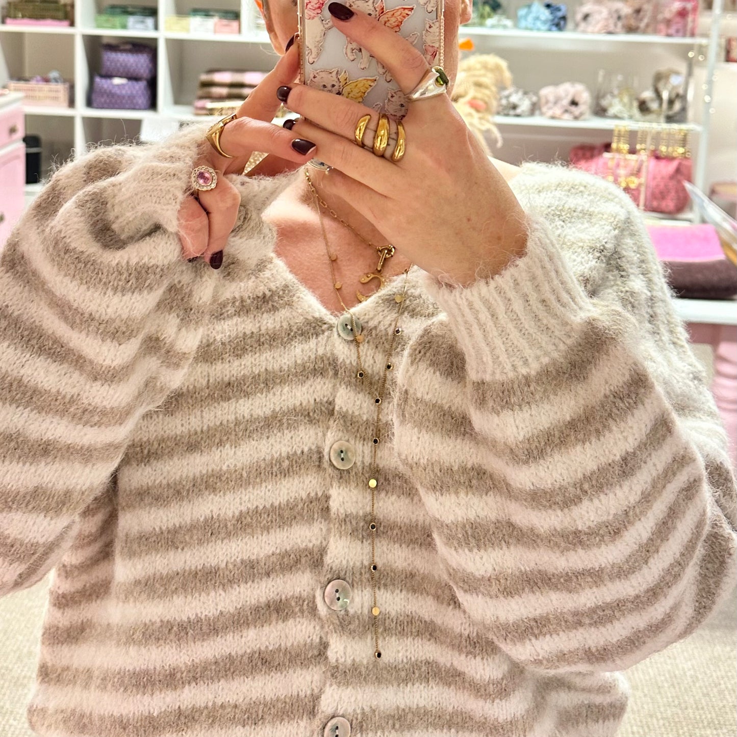 Super Soft Beige & Cream Cardigan (coming back soon) ✨