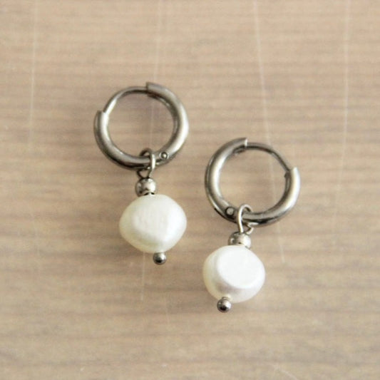 Mini Pearl Earrings